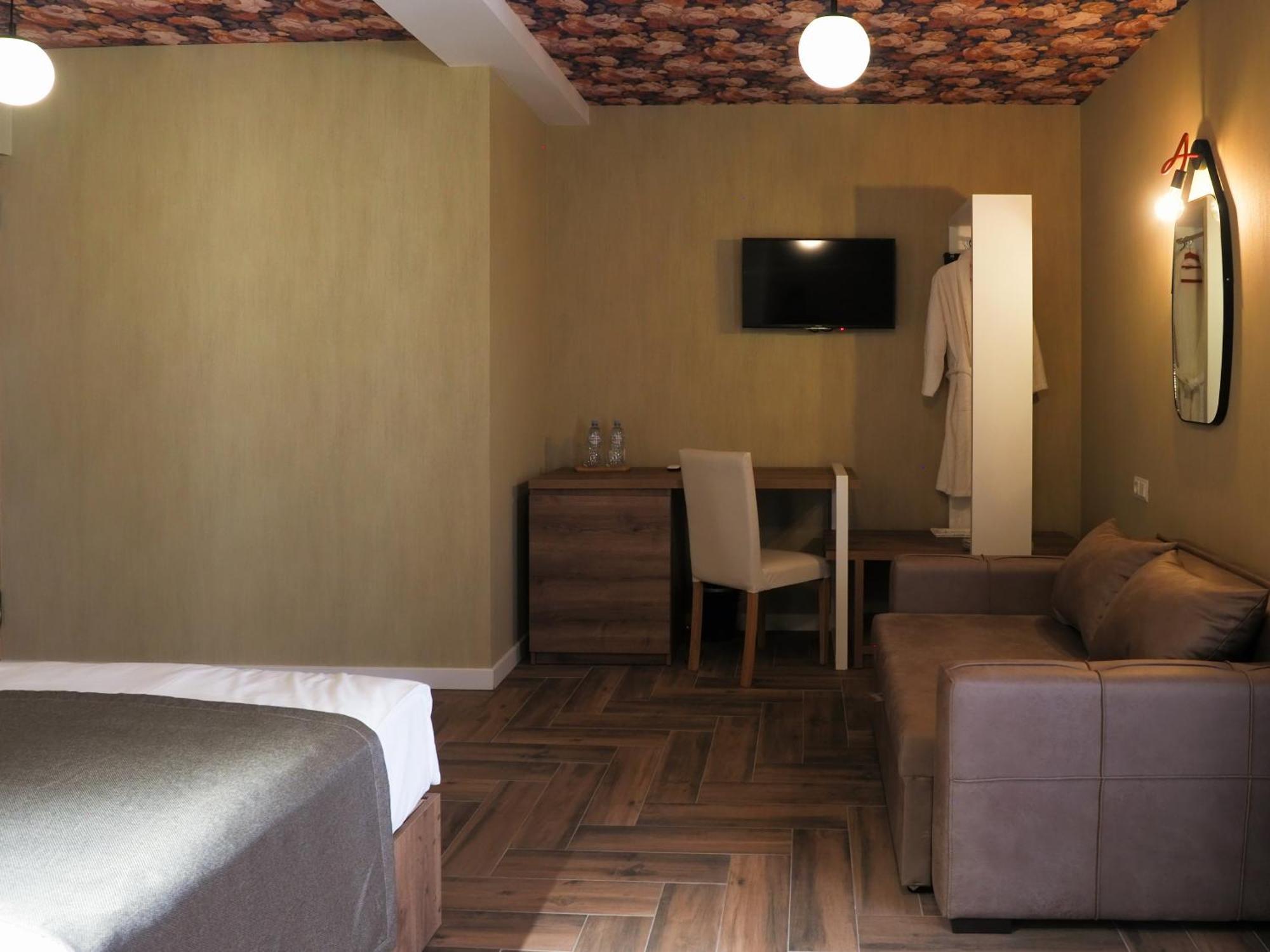 Hotel Hills In Old Tbilisi Exterior foto